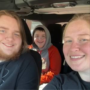 Meet your Posher, Alyssa